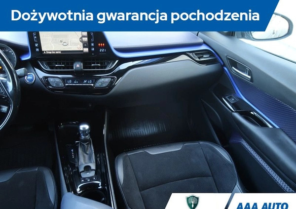 Toyota C-HR cena 83000 przebieg: 117411, rok produkcji 2017 z Darłowo małe 137